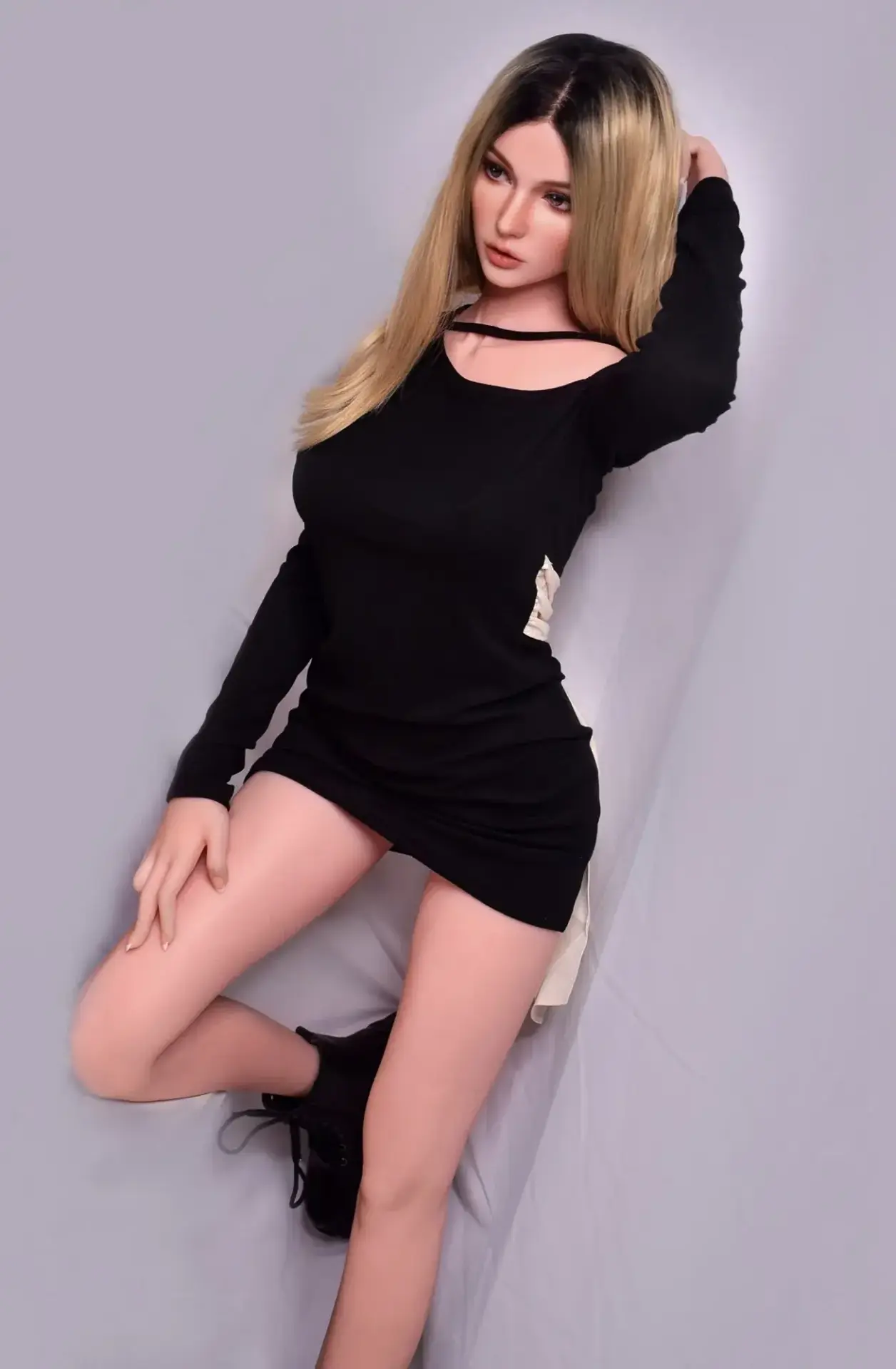 Elsa Babe Ivanka Ricci – 165cm A-Cup Premium Grade Silicone Sex Doll (Elsa Babe)